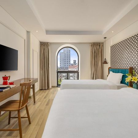 Brilliant Majestic Hotel Da Nang Esterno foto
