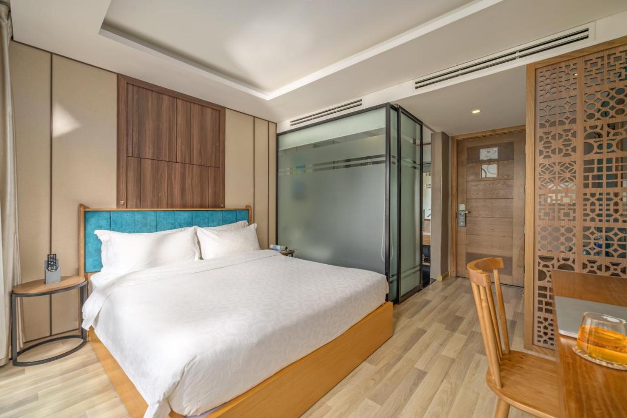 Brilliant Majestic Hotel Da Nang Esterno foto