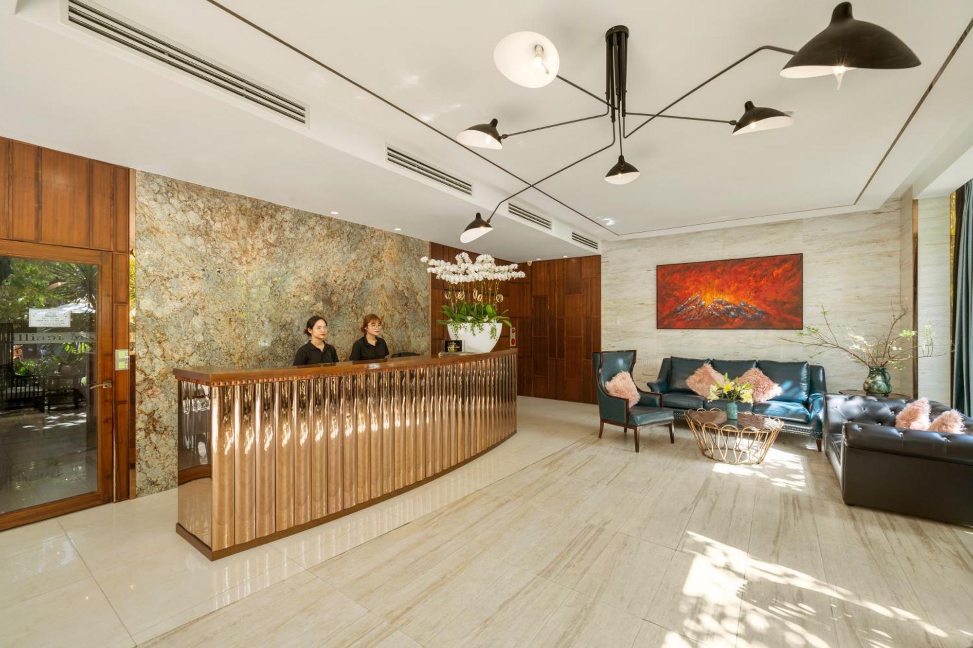 Brilliant Majestic Hotel Da Nang Esterno foto