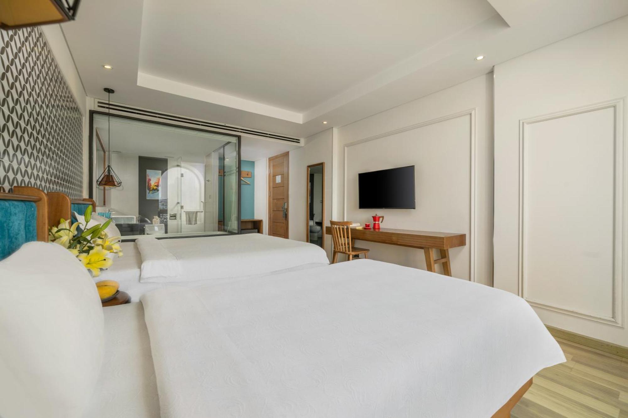 Brilliant Majestic Hotel Da Nang Esterno foto
