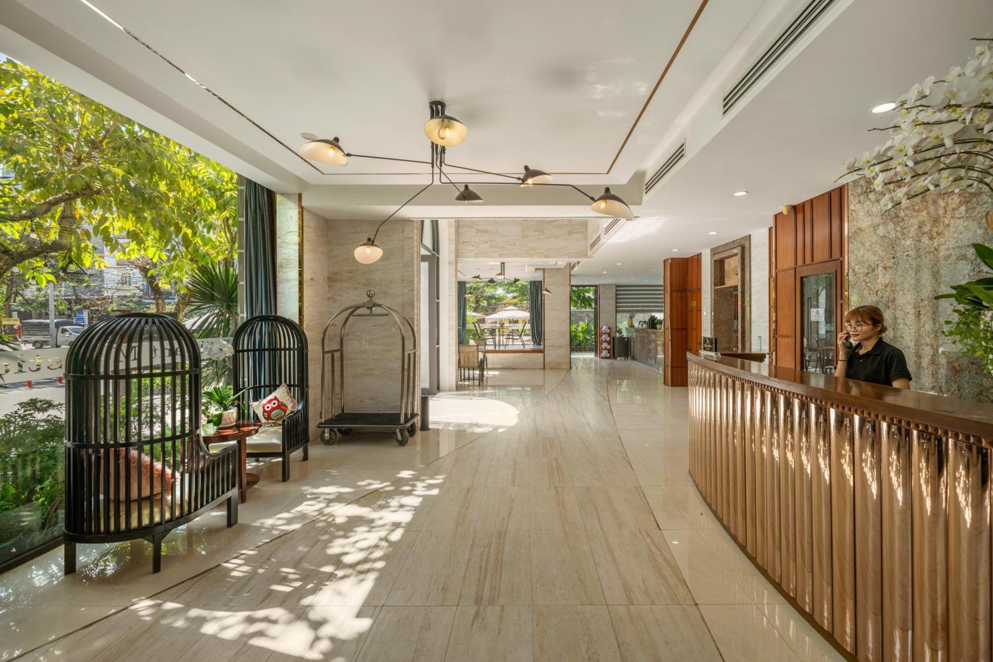Brilliant Majestic Hotel Da Nang Esterno foto
