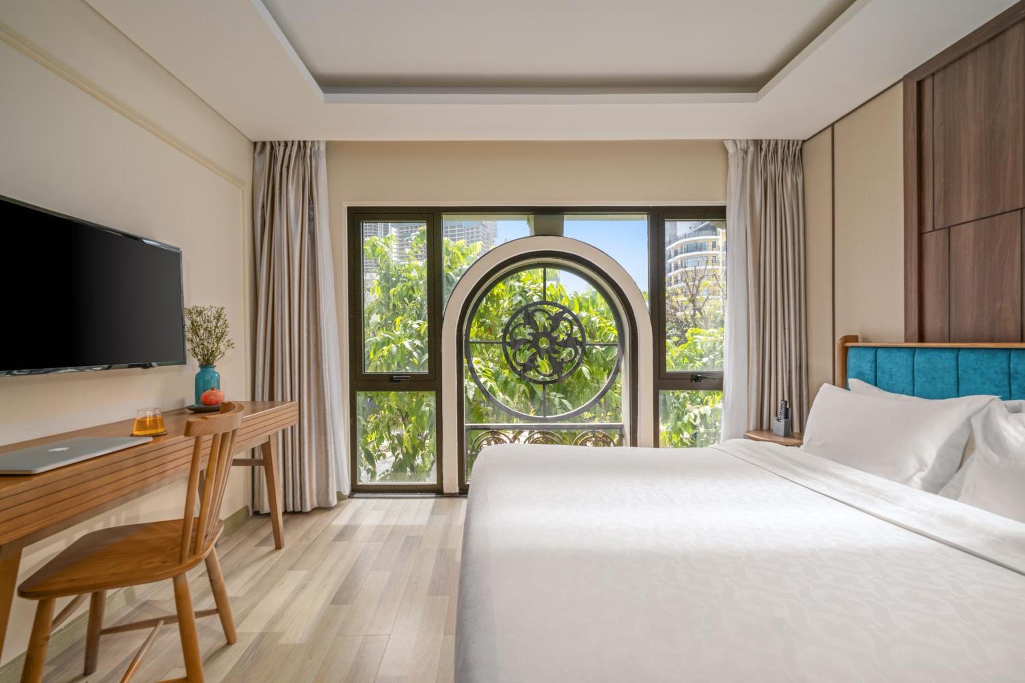 Brilliant Majestic Hotel Da Nang Esterno foto